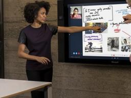 ΢ƵչʾƽSurface Hub