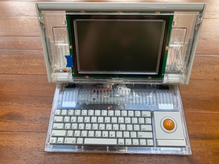 űЯʽMacintosh Portable M5120ԭͻع4.jpg