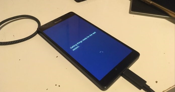 Lumia 950 XLκϵͳ